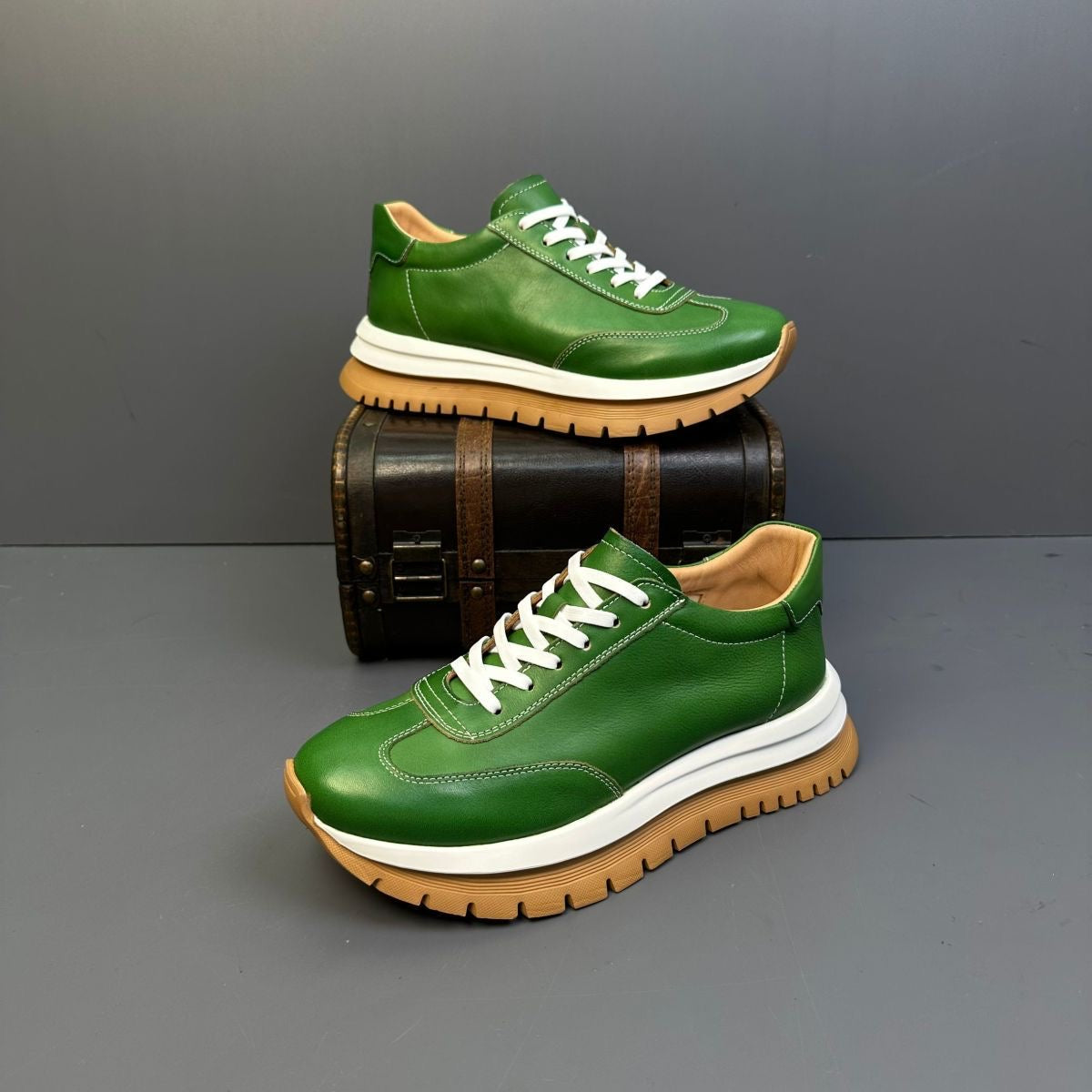 Bequeme Retro-Sneaker für jeden Tag