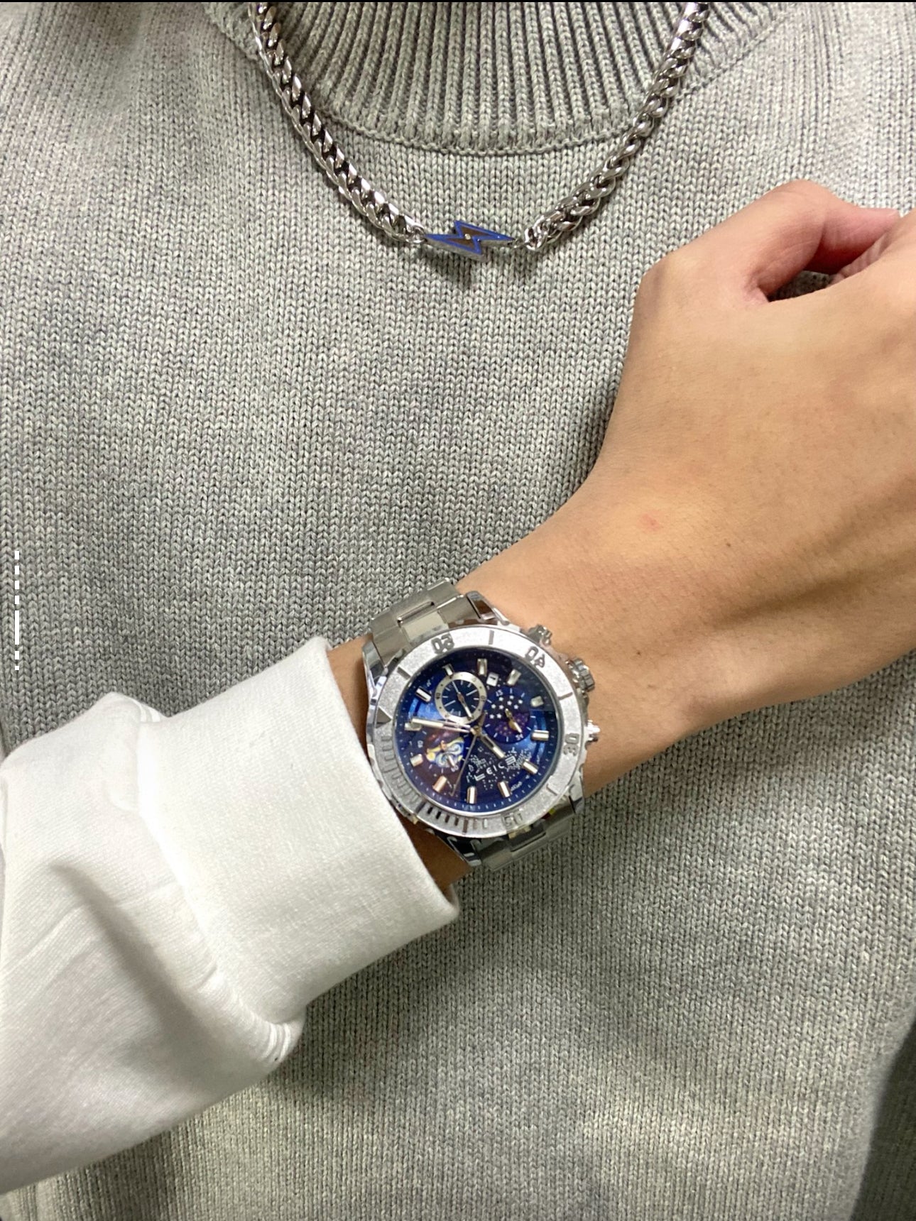 Luminous Quartz Watch – Galaxy-Inspired Night Glow Timepiece for Men