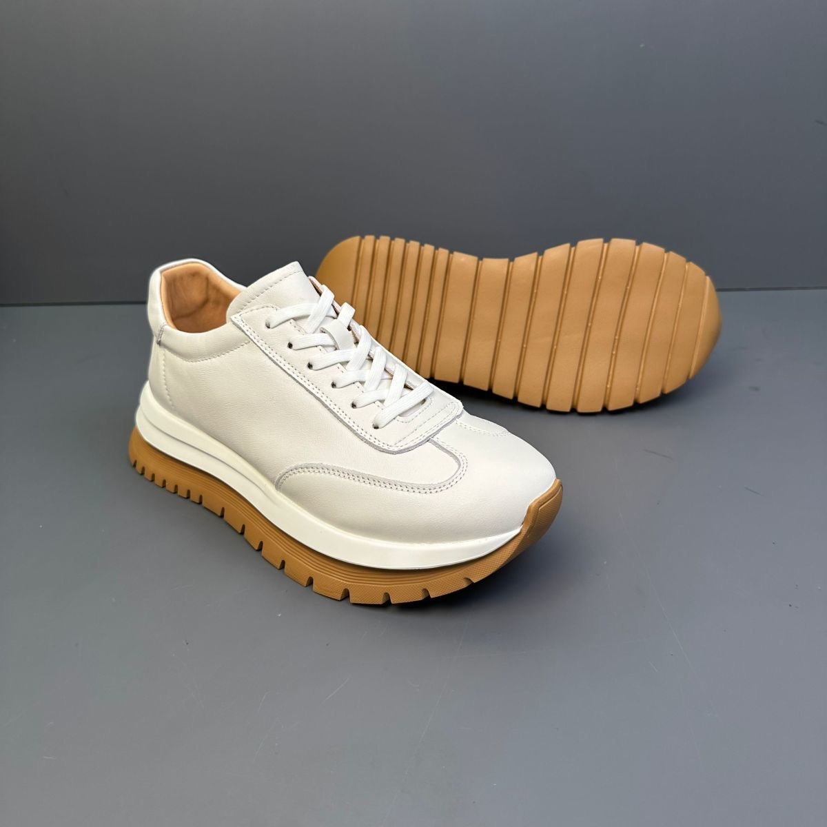 Bequeme Retro-Sneaker für jeden Tag